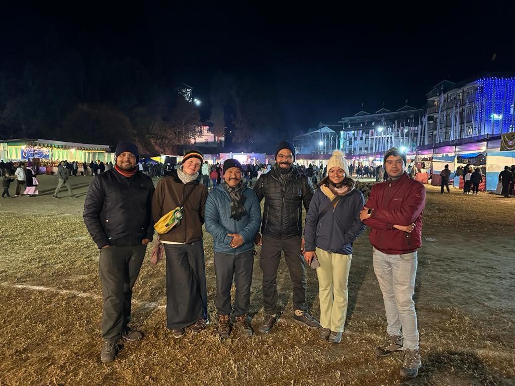 Wake In Himalayas Hostel Pelling Exterior photo